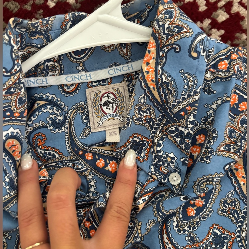 Cinch Men's Blue and Orange Paisley Button Down Shirt